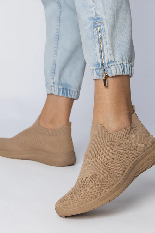 Beżowe sneakersy sportowe ze...