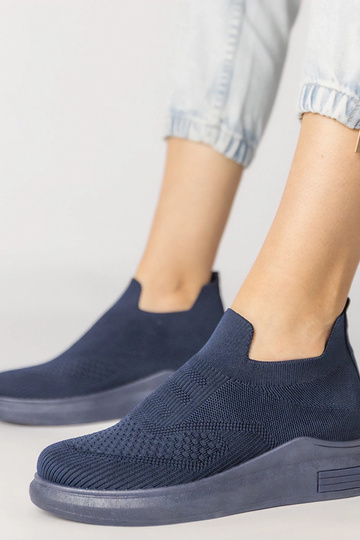 Granatowe sneakersy skarpetkowe wsuwane Merinsa 2