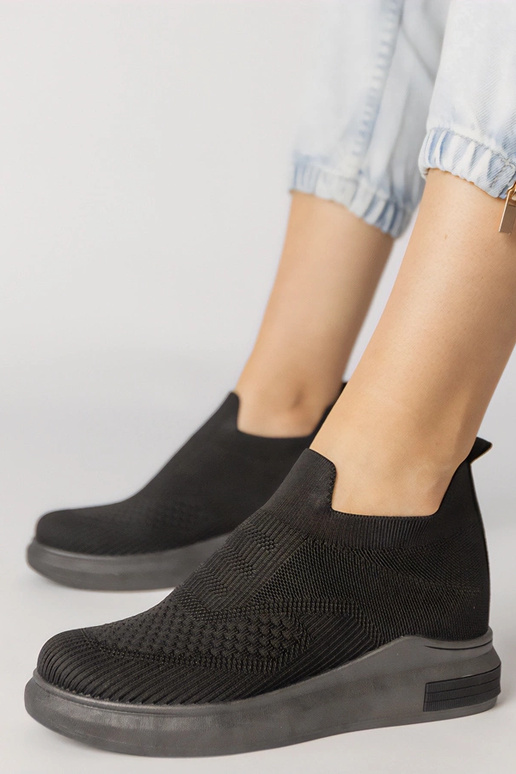 Czarne sneakersy skarpetkowe wsuwane...