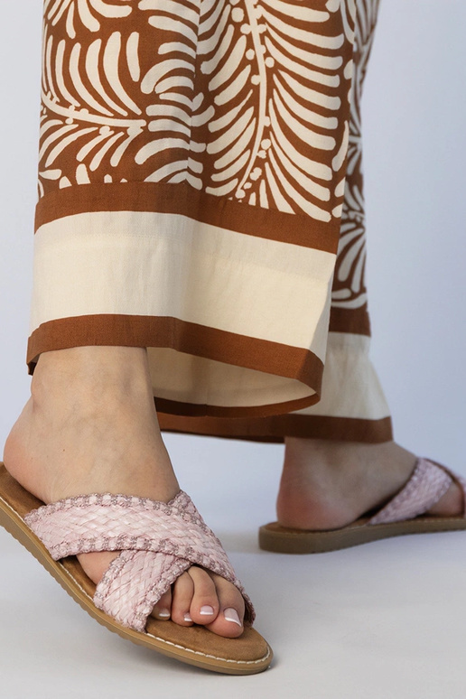 Różowe klapki damskie plecione Ellinara