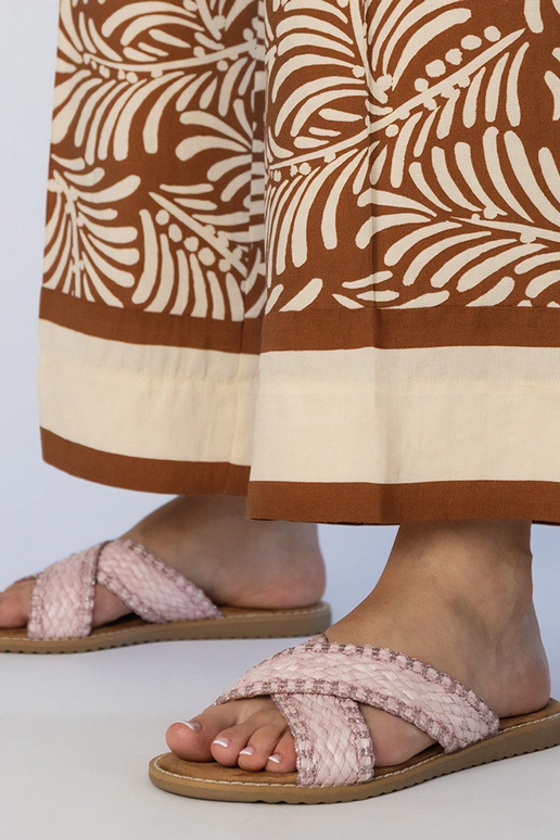 Różowe klapki damskie plecione Ellinara