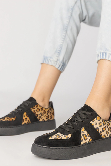 Czarno-panterkowe sneakersy... 2