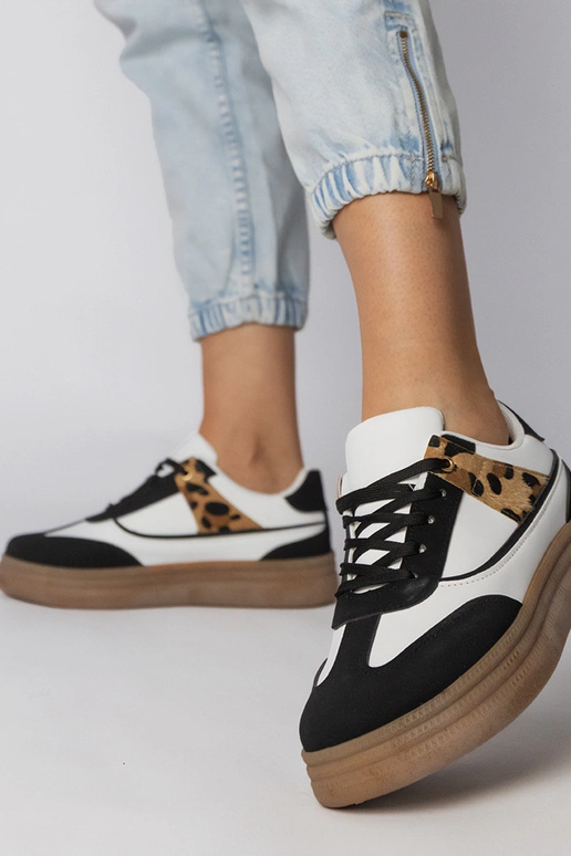 Biało-czarne sneakersy z panterkowym...