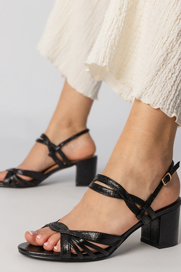 Czarne damskie sandały na...