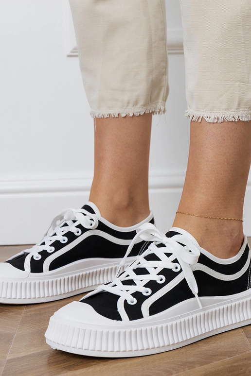 Czarne trampki damskie na platformie...