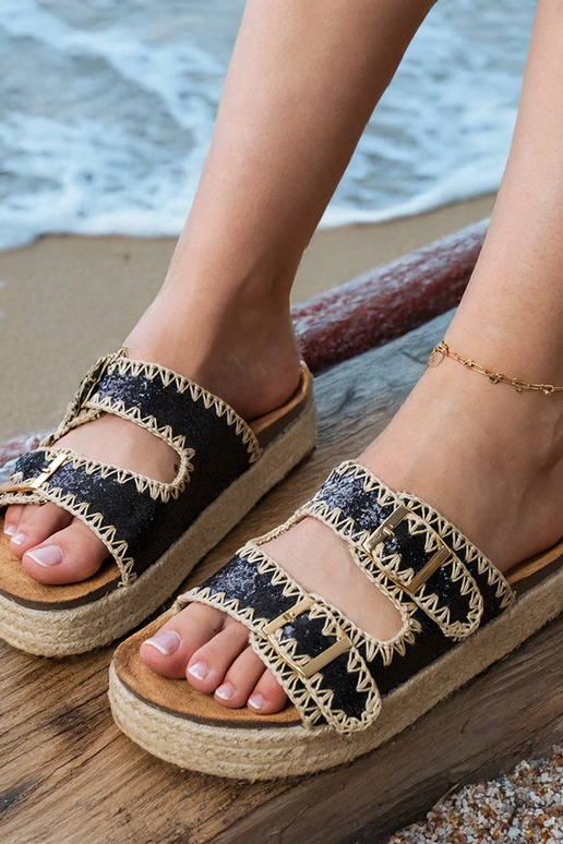 Czarne klapki espadryle brokatowe z...