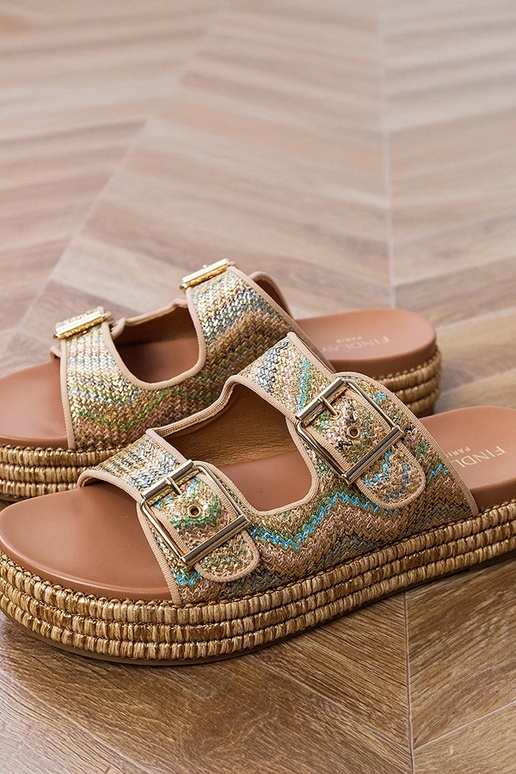 Złote klapki z klamrami na paskach Rider