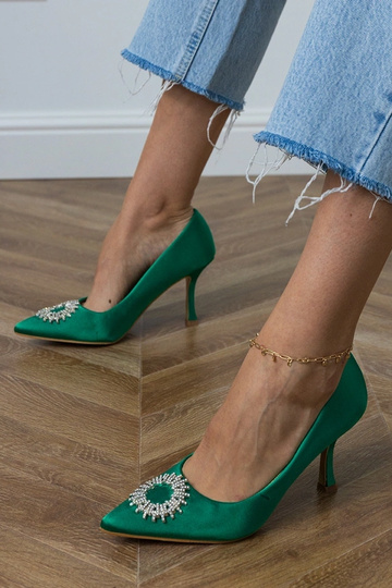 Zielone czółenka satynowe z...