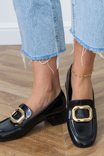 Czarne półbuty damskie na...