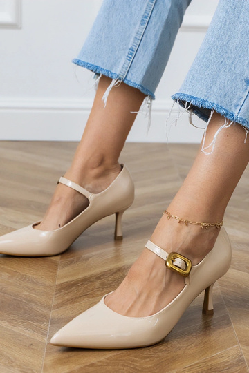 Beżowe czółenka klasyczne z...