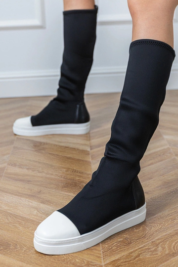 Czarne materiałowe sportowe... 2