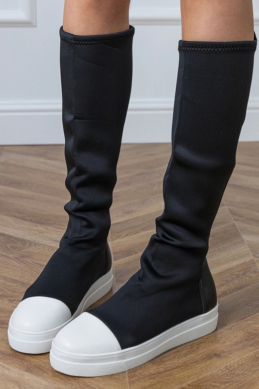 Czarne materiałowe sportowe kozaki z... Czarne materiałowe sportowe kozaki z...