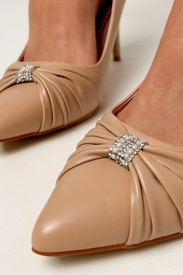 Brązowe klasyczne czółenka...