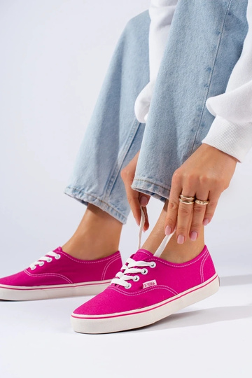 Bright pink shoes  Shelovet 2