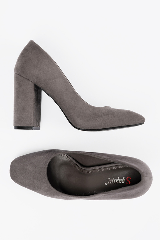 of suede High heels on the heel gray