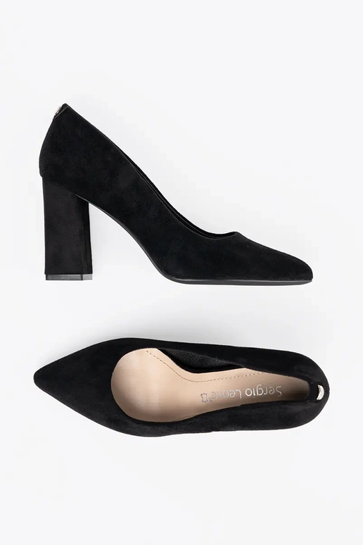 The classic model shoes SERGIO LEONE