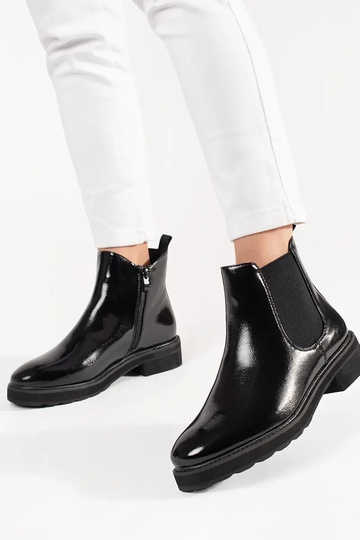 The classic model black... 2