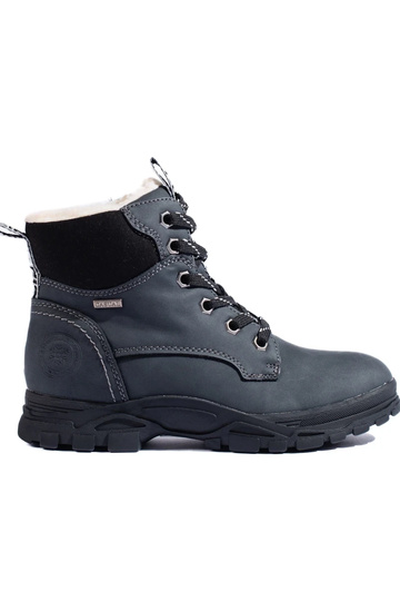 Sporty style INomens boots...