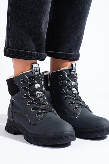 Sporty style INomens boots... 2