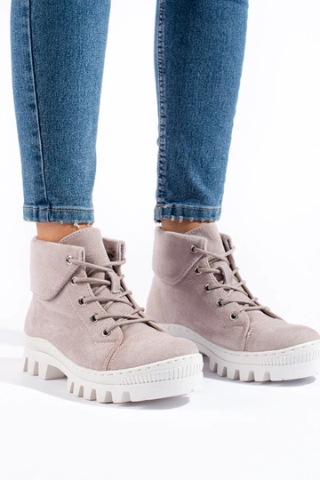 Light purple INomens boots... 2