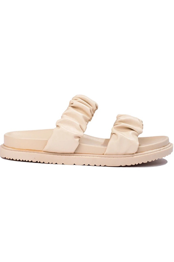 Beige Slippers with buckles