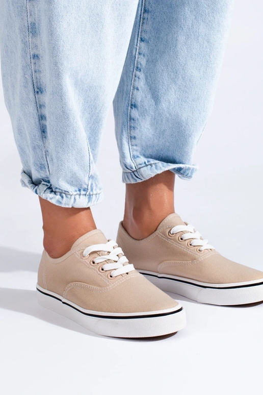 Comfortable sports model shoes