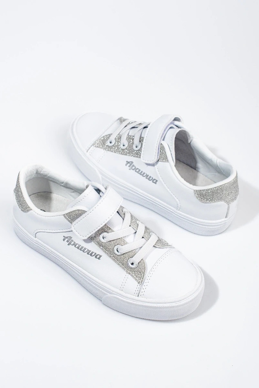 casual shoes  Shelovet white color