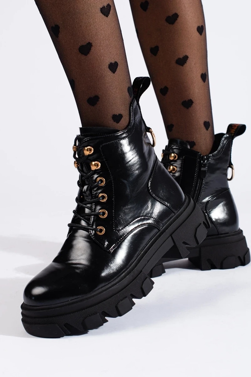 Inith lacquer effect Inomens boots on...