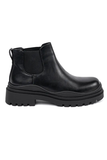 black Inomens boots Chelsea...