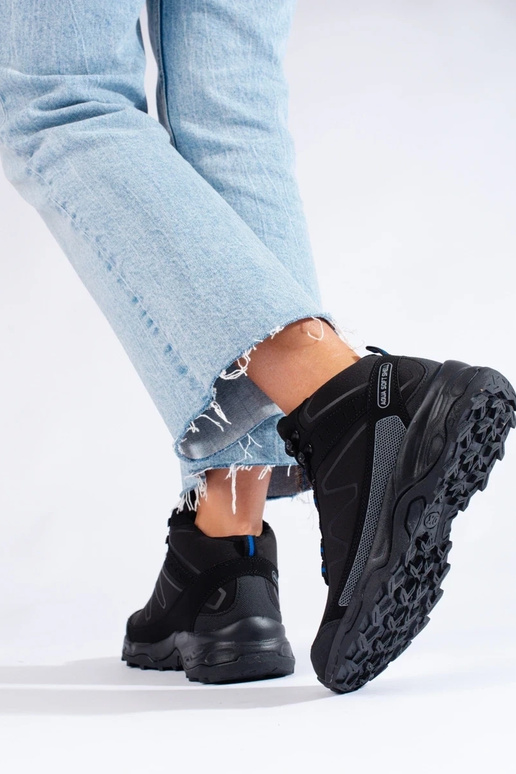 DK sports Trekking shoes Inith a high...