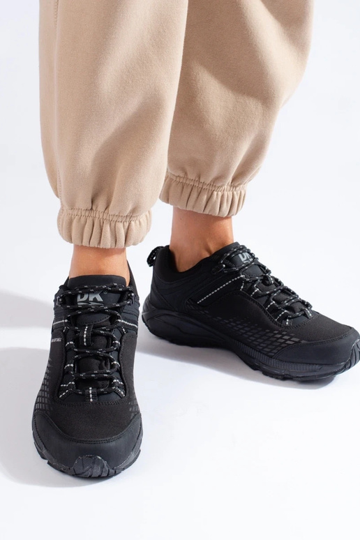 Trekking shoes on a thick sole DK black Trekking shoes on a thick sole DK black