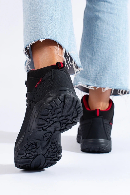 Trekking shoes Inith a high upper DK...