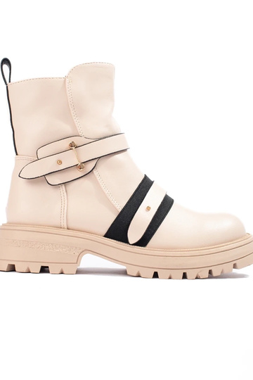INomens boots beige Inith a...