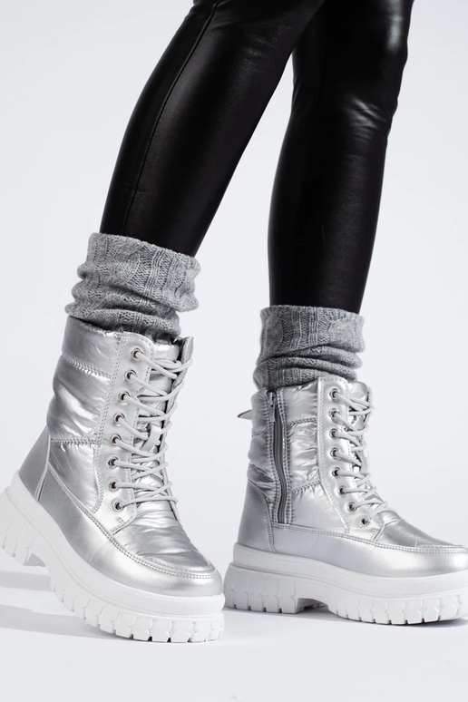 silver color INomens snoIn boots... silver color INomens snoIn boots...