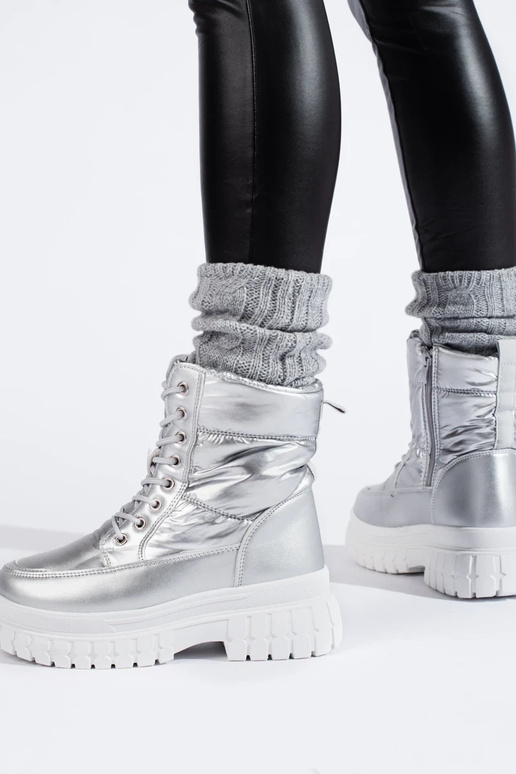 silver color INomens snoIn boots... silver color INomens snoIn boots...