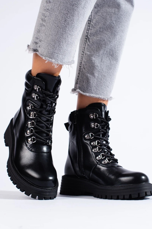 black lacing Inomens boots black lacing Inomens boots