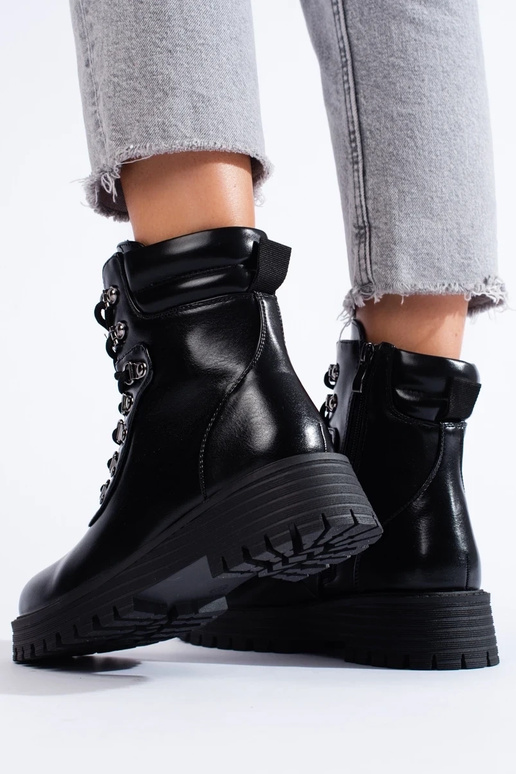 black lacing Inomens boots black lacing Inomens boots
