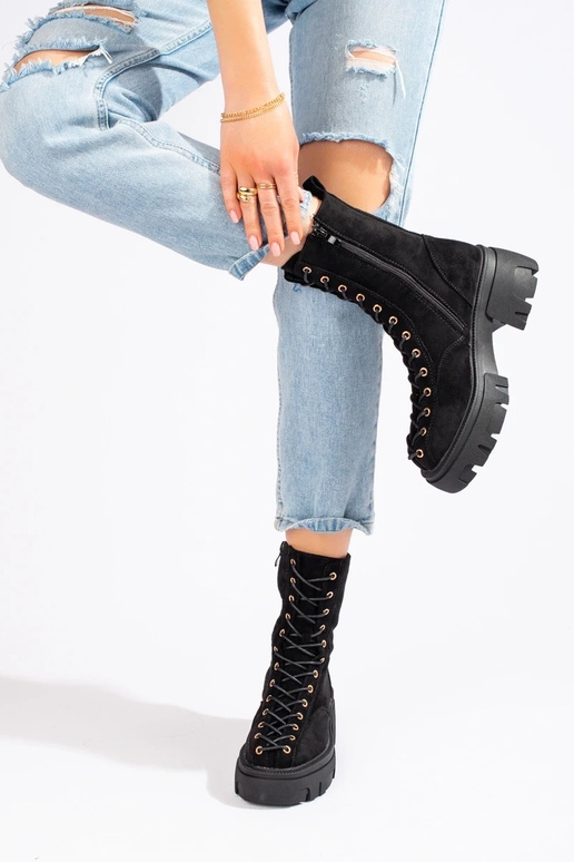 of suede laced Inomens boots black of suede laced Inomens boots black