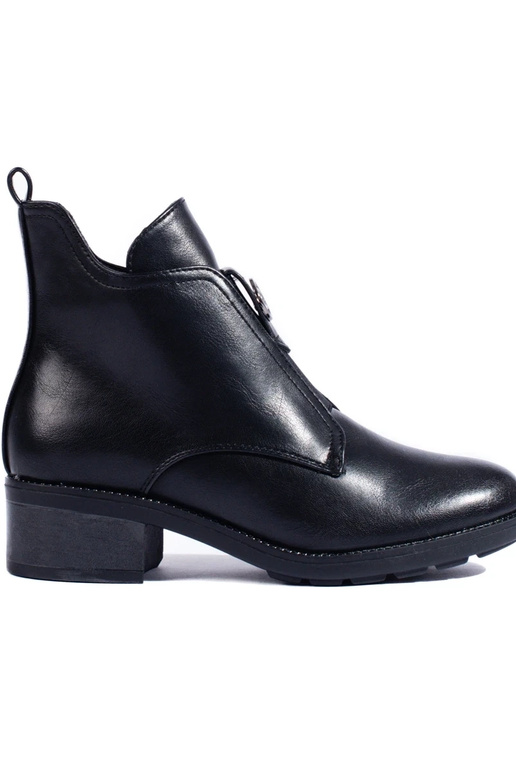 Stylish black Inomens boots