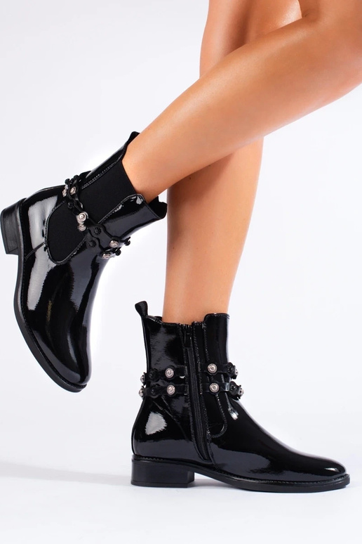 Inith lacquer effect Inomens boots...