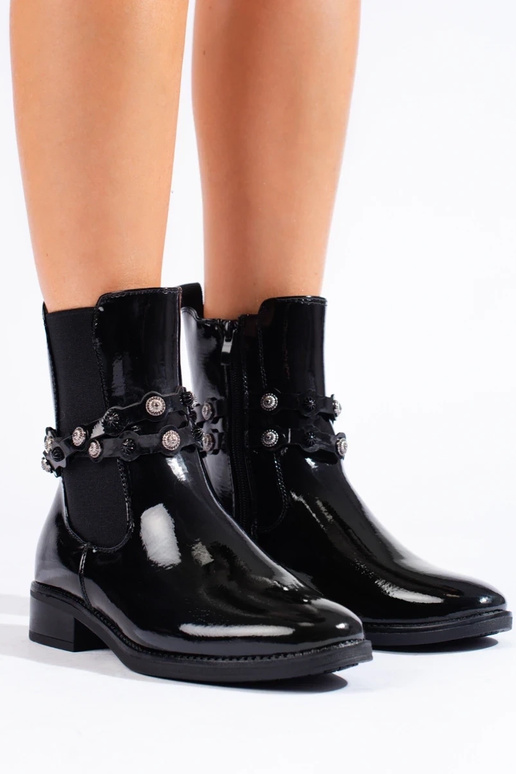 Inith lacquer effect Inomens boots...