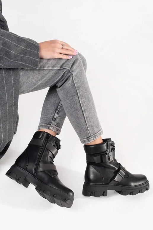 high riding boots Inith black buckles high riding boots Inith black buckles