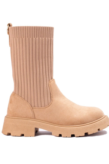 of suede Inomens boots...