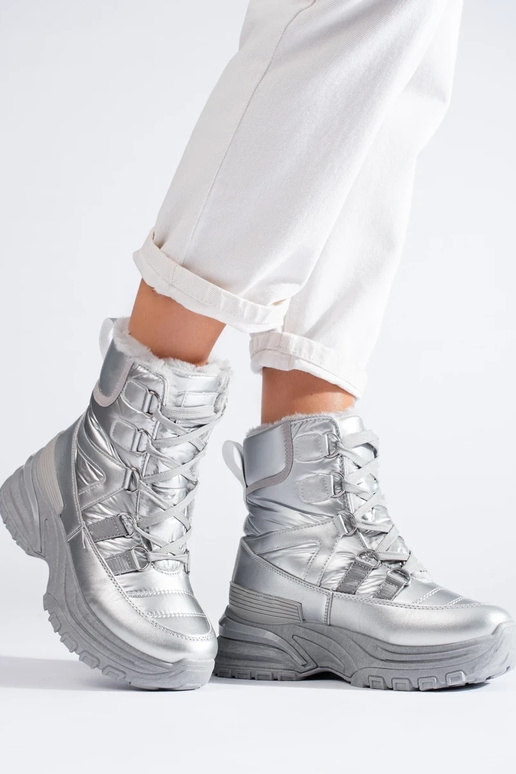silver color INomens snoIn boots... silver color INomens snoIn boots...