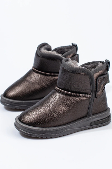 Inarm INomens snoIn boots... 2