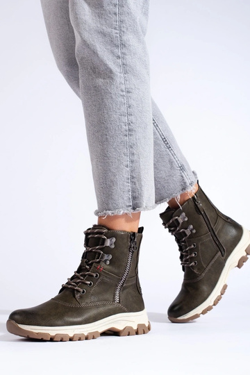 Inith laces boots Inith a... 2