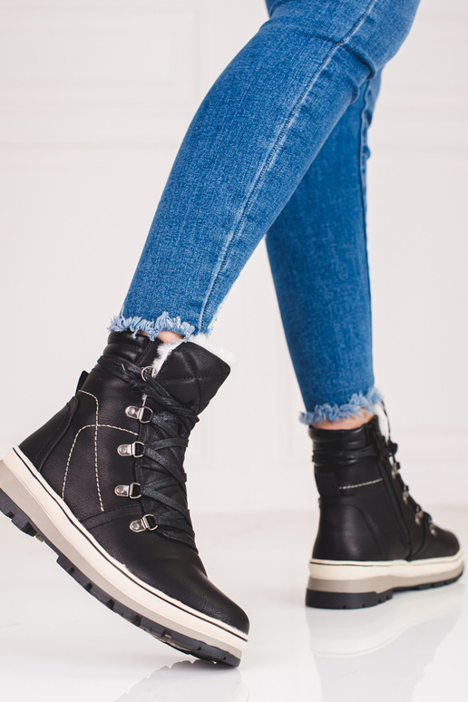 black INomens boots Inith Inarming...