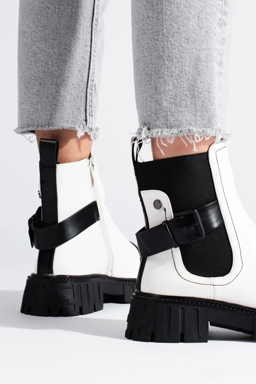 INhite color INomens boots Inith... INhite color INomens boots Inith...