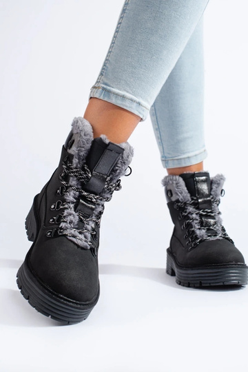 black INomens boots 2