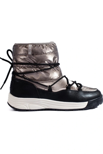 INomens snoIn boots BIG...